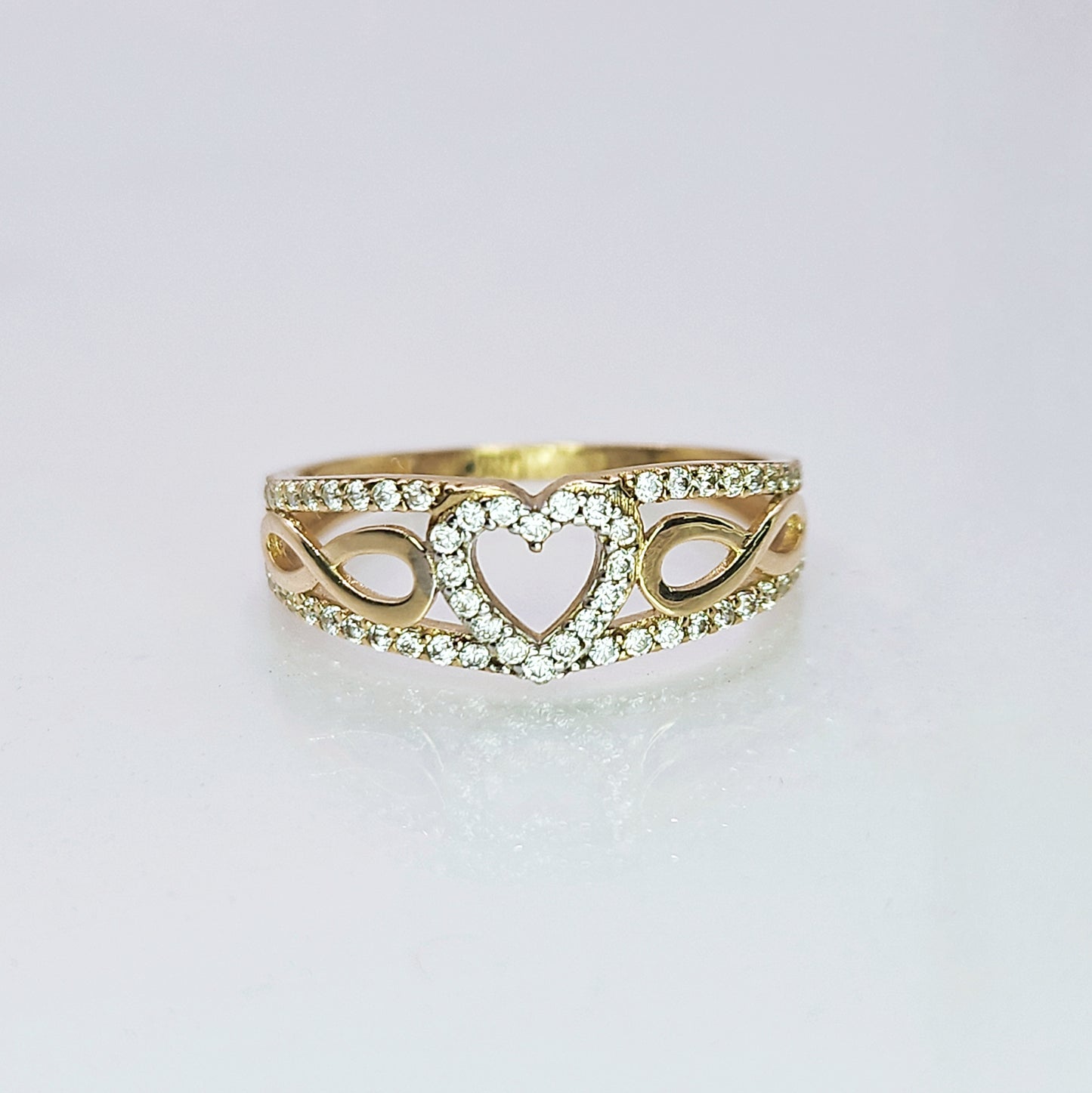 Anillo de oro. Corazon e Infinitos. Mod. 1850