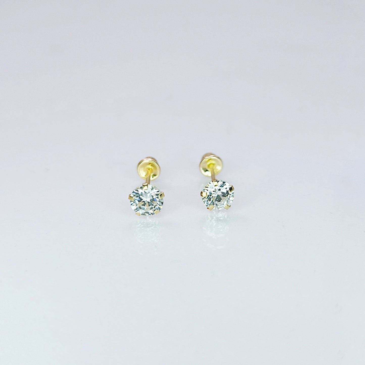 Aretes de oro. Zirconia BM102