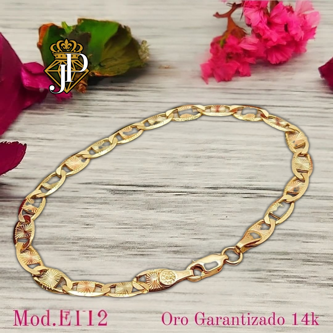 Pulso Eslabón planchado. Oro 14k. E112