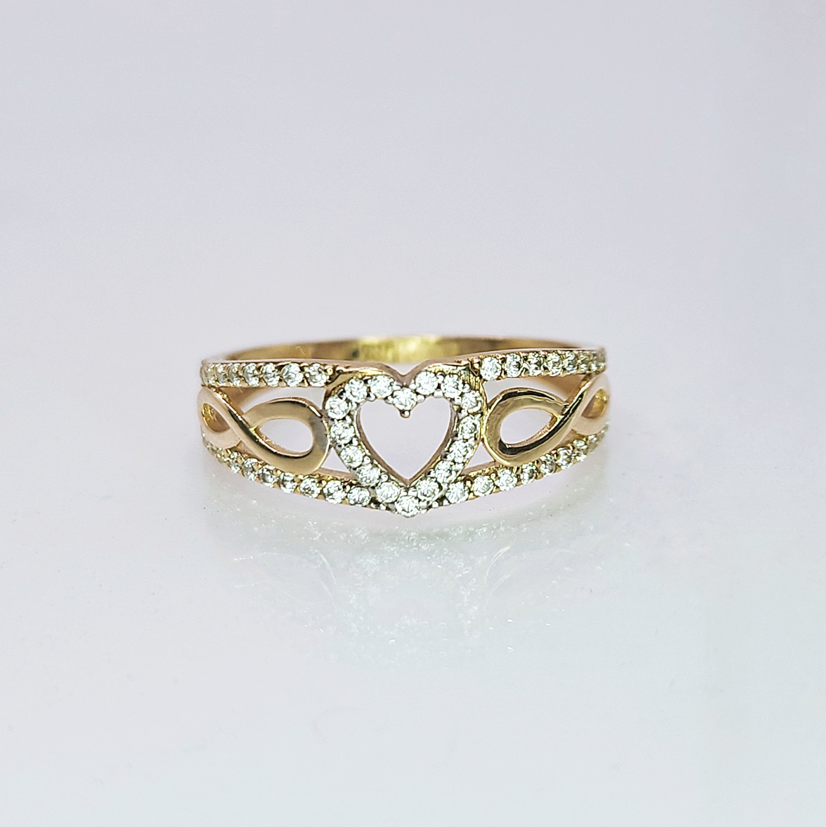 Anillo de oro. Corazon e Infinitos. Mod. 1850