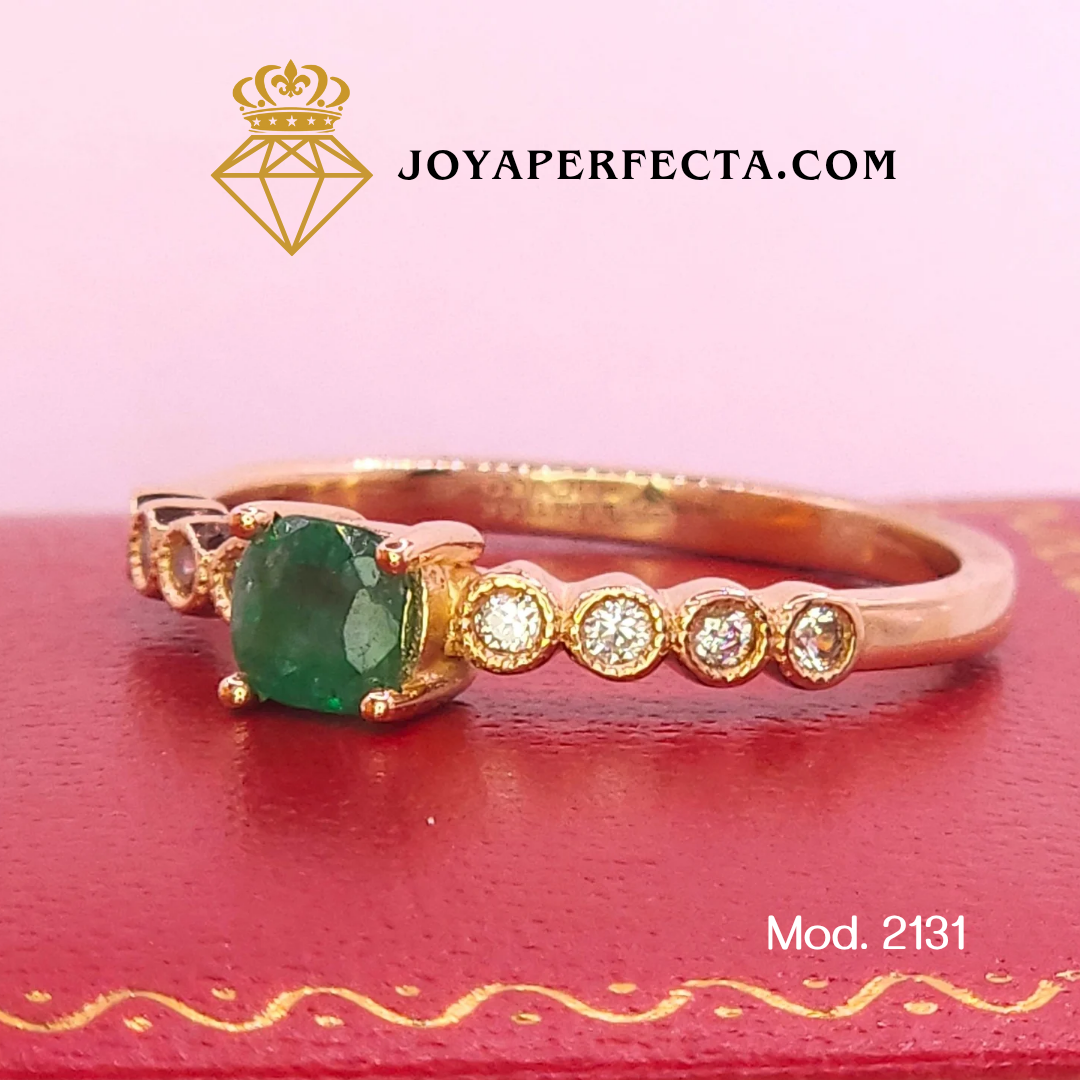 Anillo de oro. Corte Cushion. Mod 2131