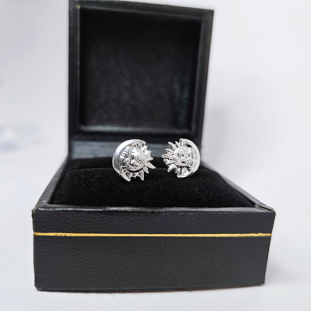 Aretes de plata. Diseño sol y luna