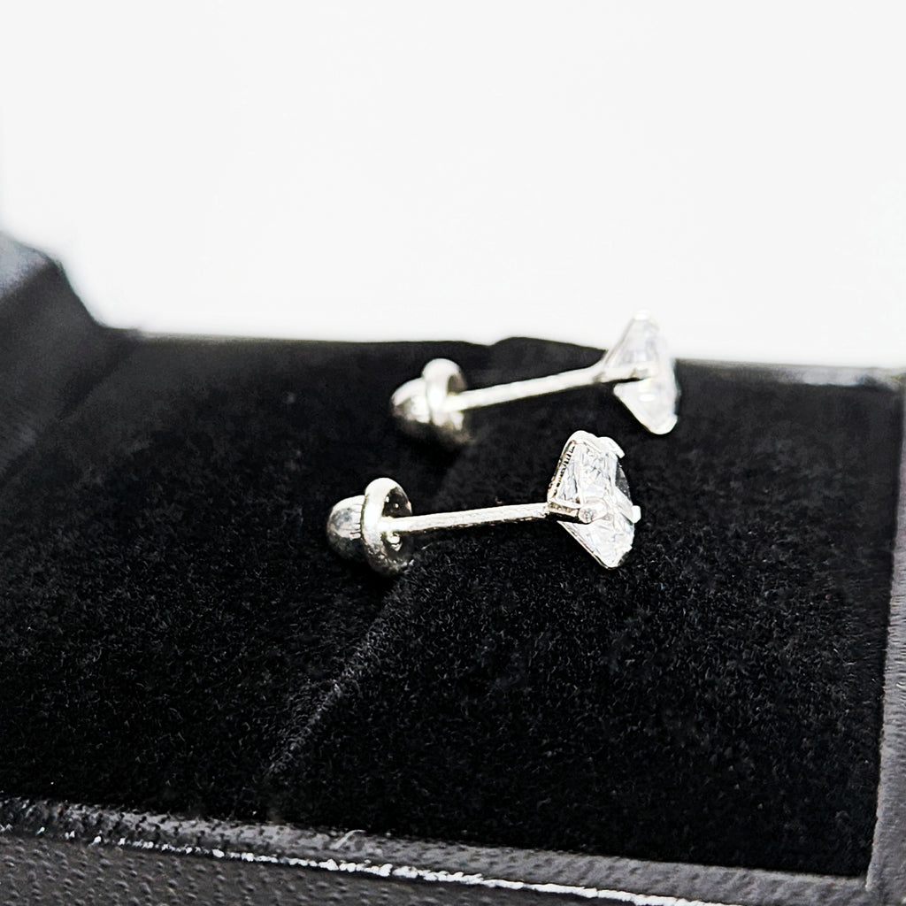Aretes de plata. Zirconia