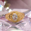Anillo de Kinder. Graduación- Gema Blanca