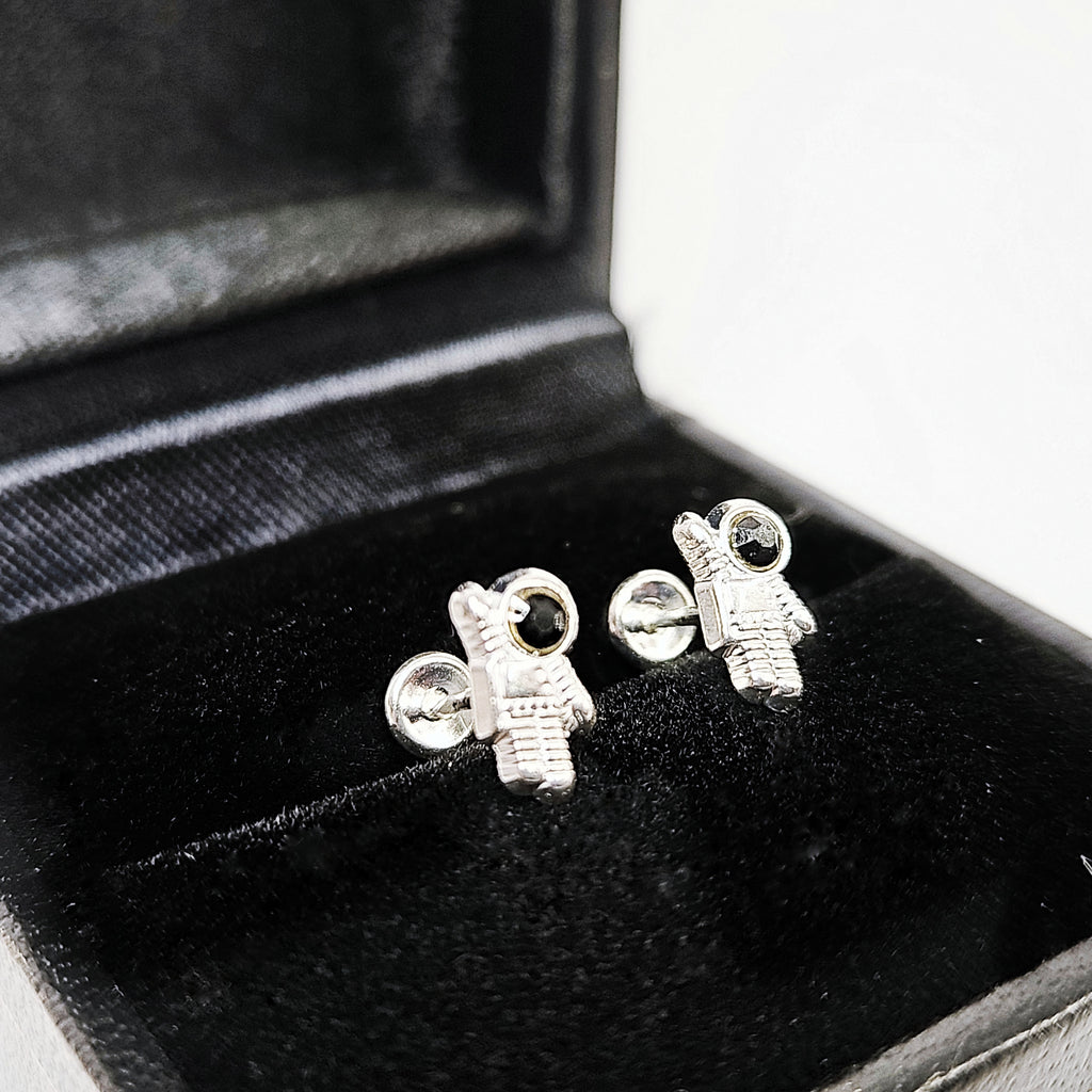 Aretes de plata. Astronauta