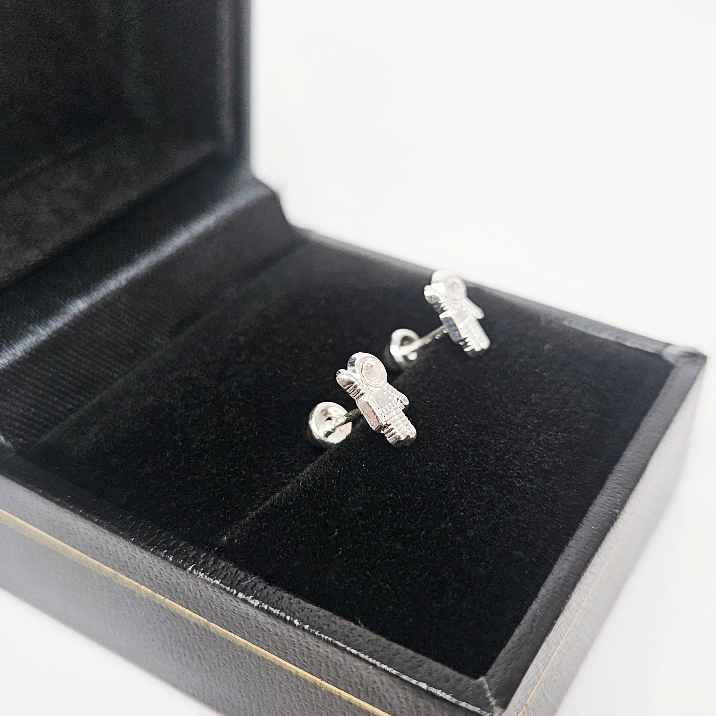 Aretes de plata. Astronauta
