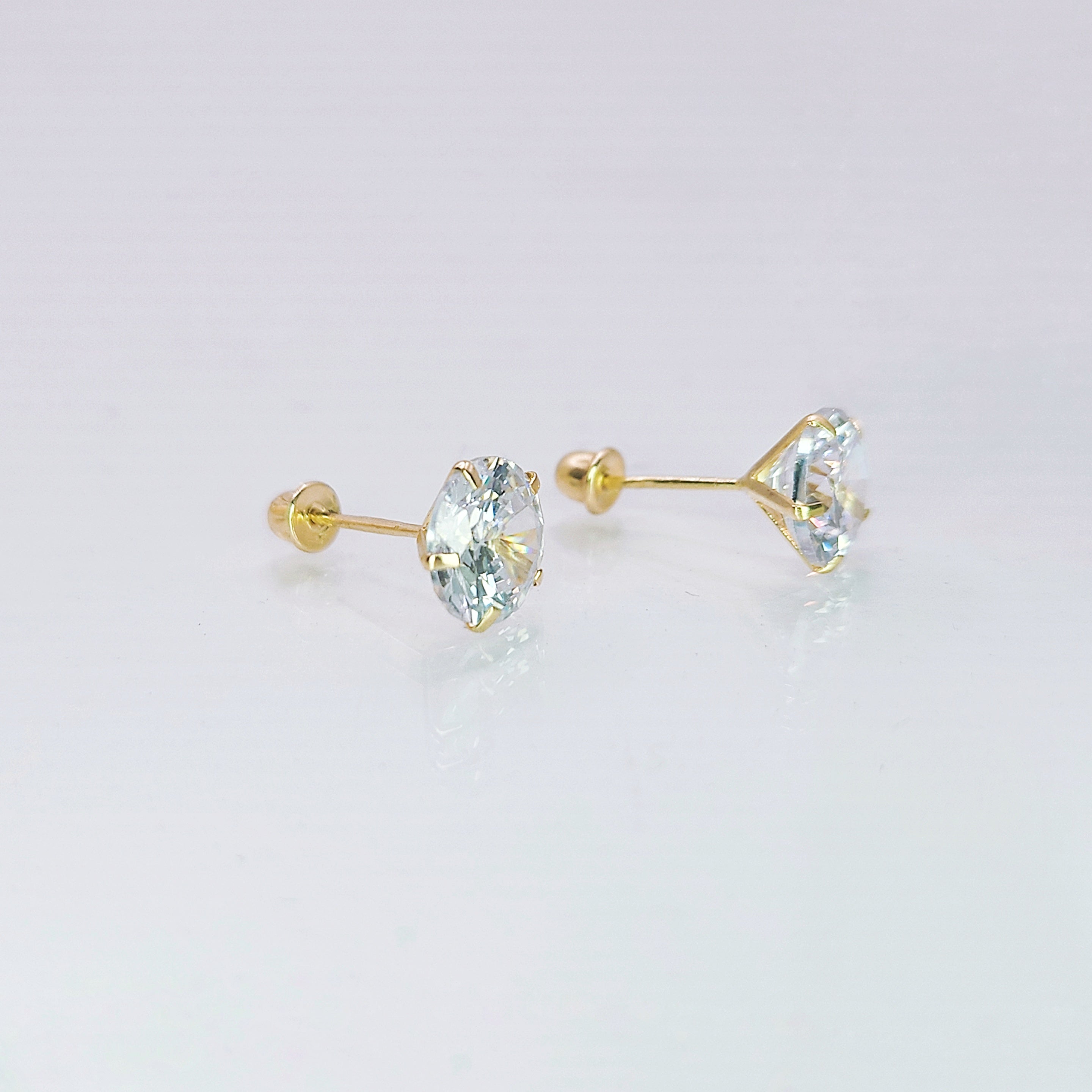 Aretes de oro. Zirconias BM105