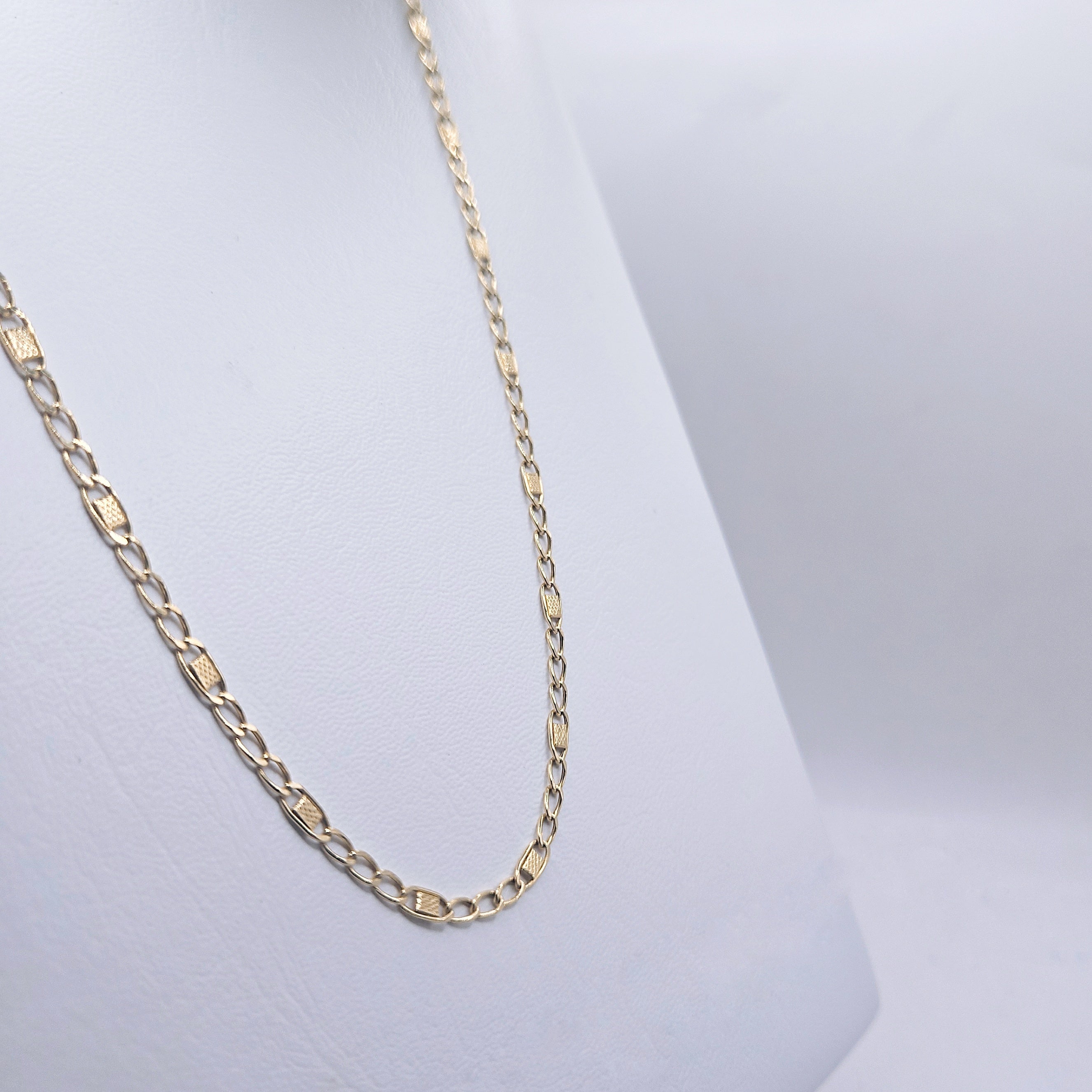 Cadena de oro. CADH71