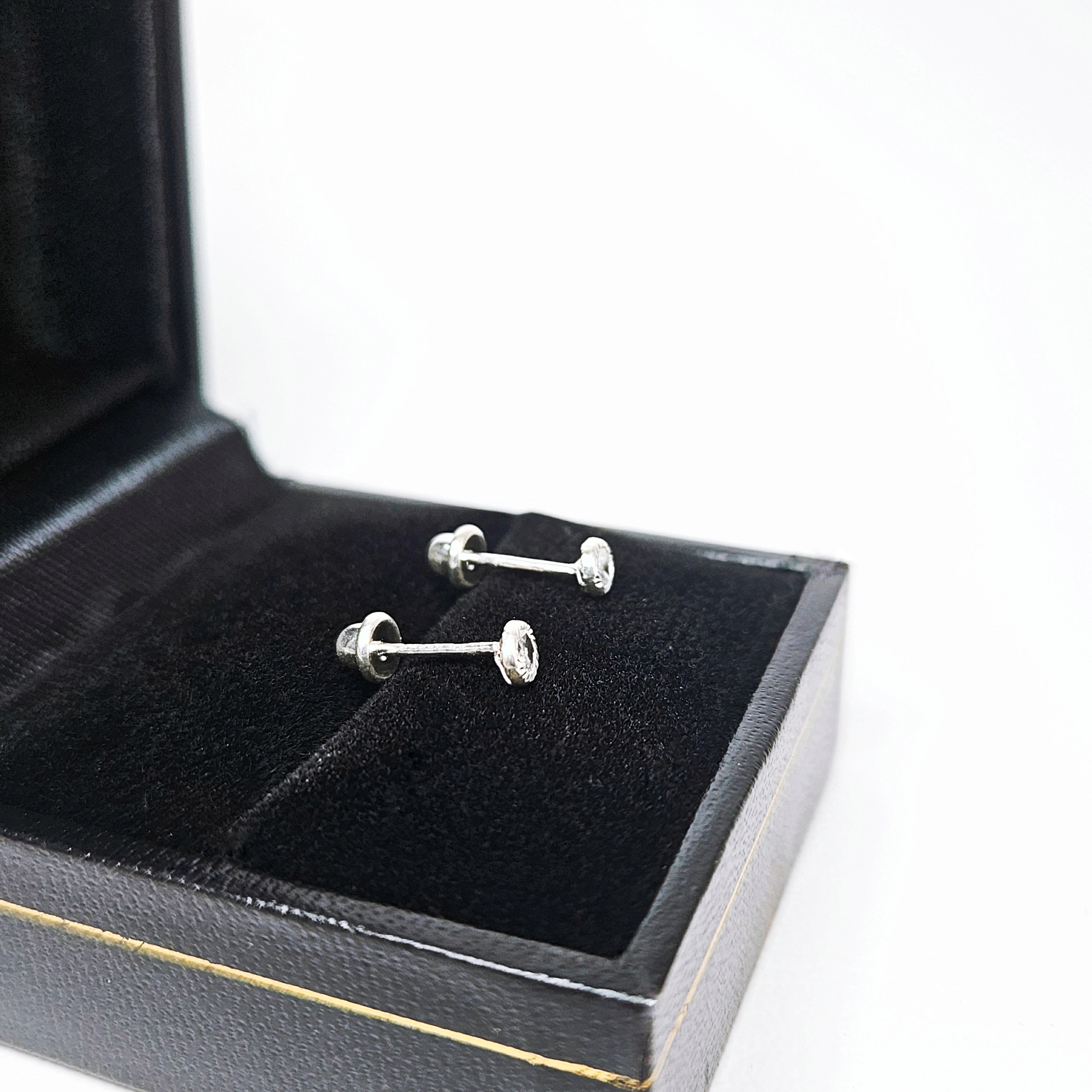 Aretes de plata. Bisel diamantado