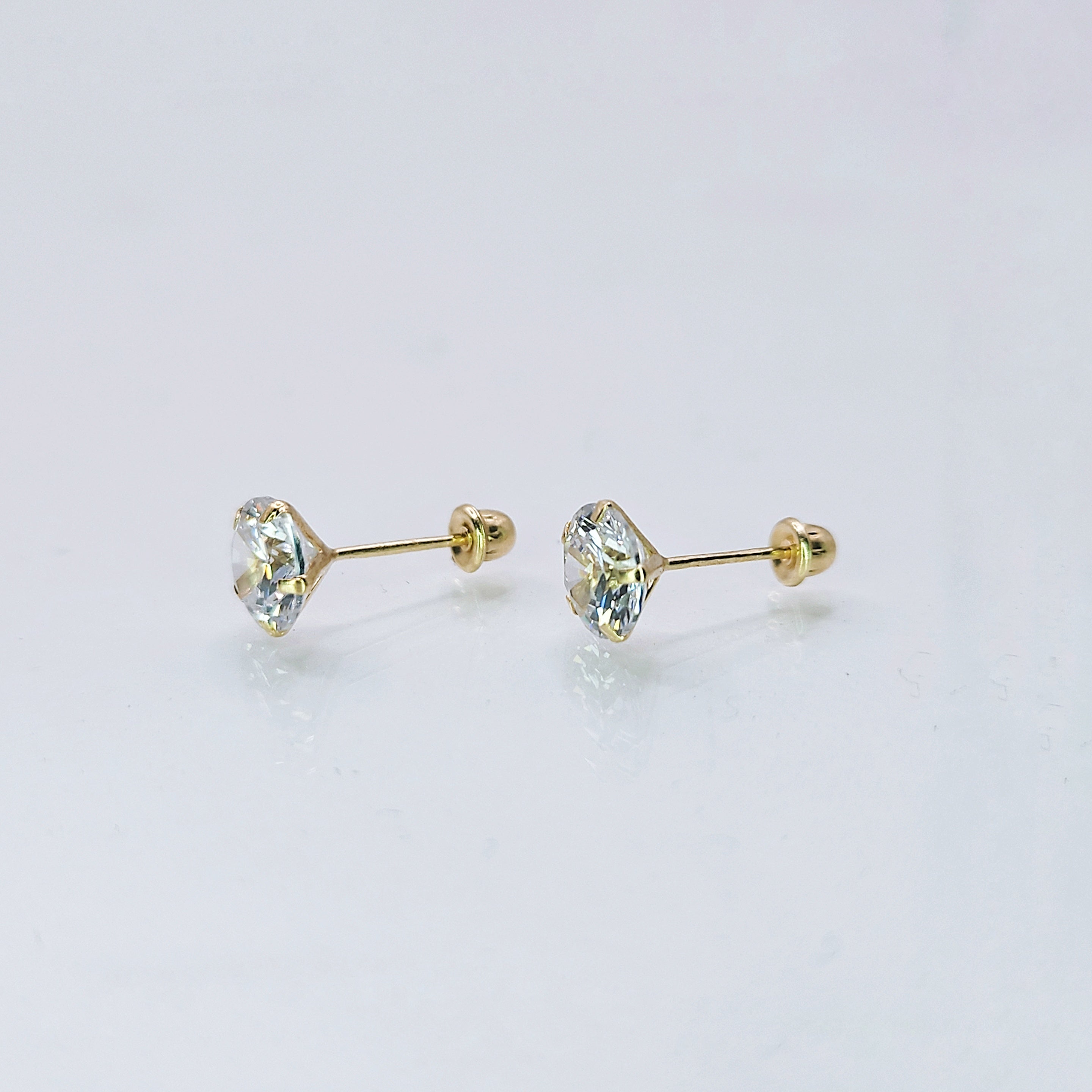 Aretes de oro. Zirconia BM104