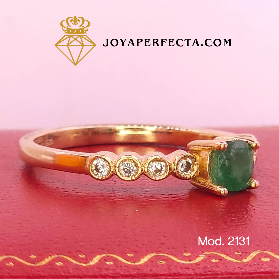 Anillo de oro. Corte Cushion. Mod 2131