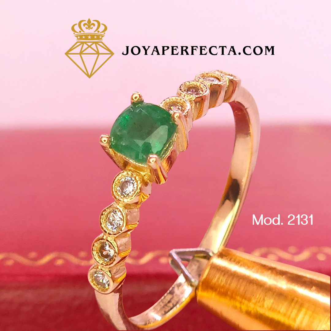 Anillo de oro. Corte Cushion. Mod 2131