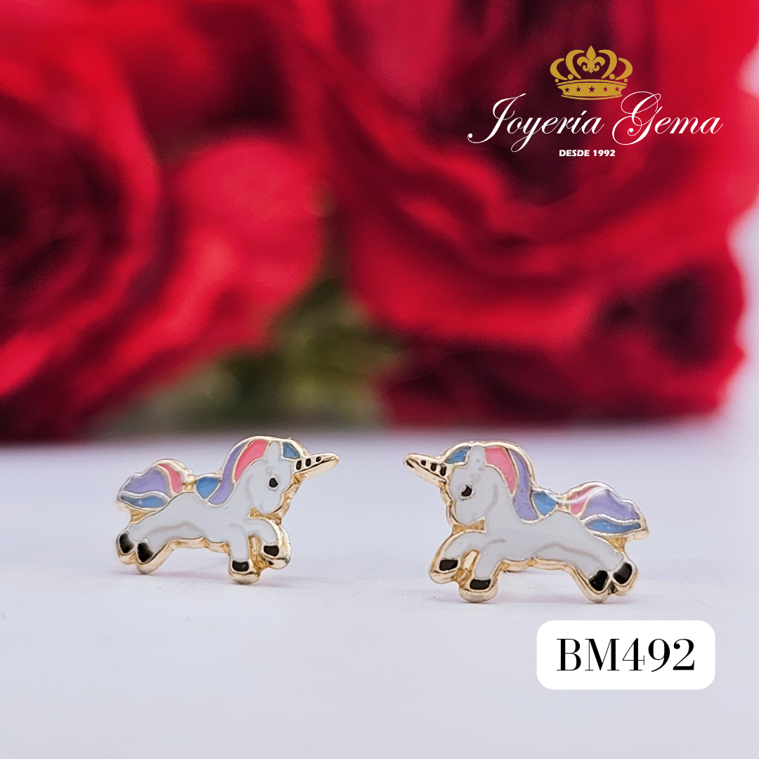 Aretes de oro. Diseño unicornio. BM492