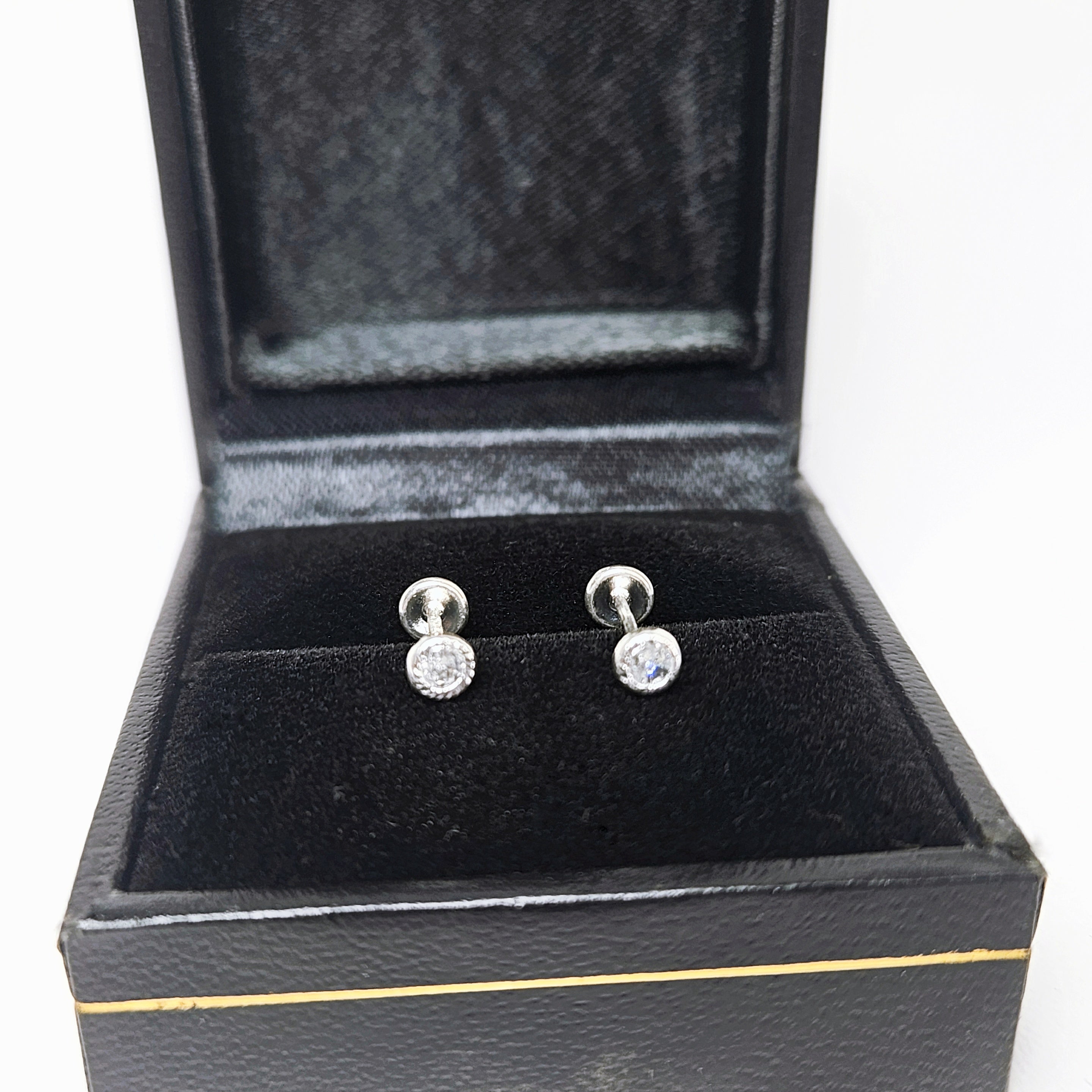 Aretes de plata. Bisel diamantado