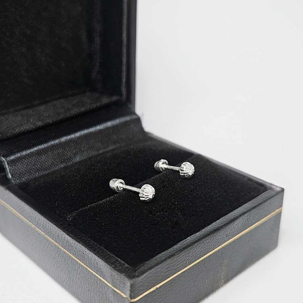 Aretes de Plata. Diseño hongo diamantado