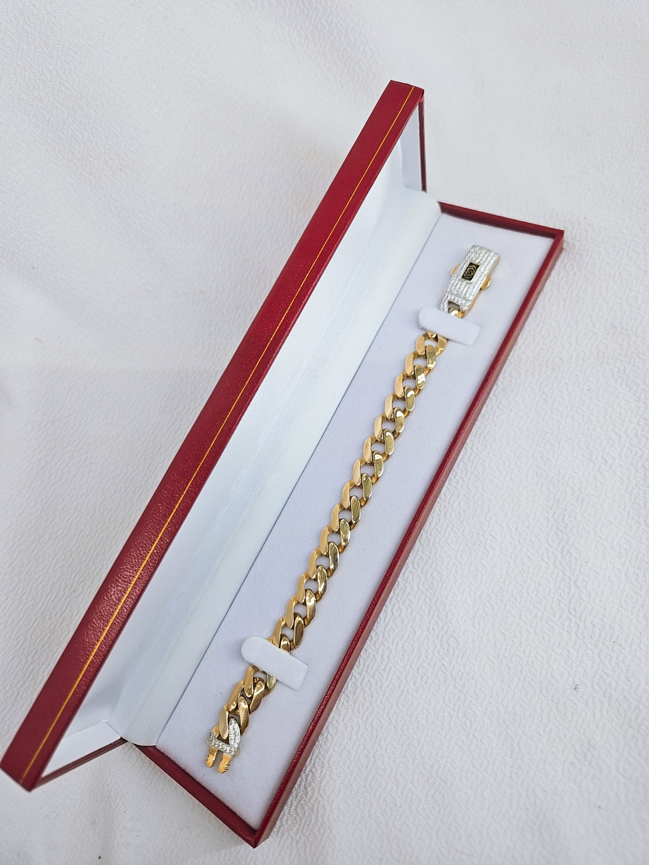 Esclava de oro Italiano