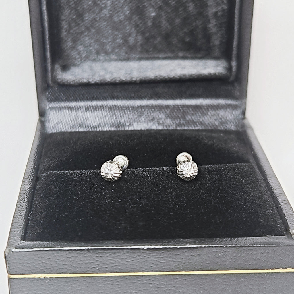 Aretes de Plata. Diseño hongo diamantado